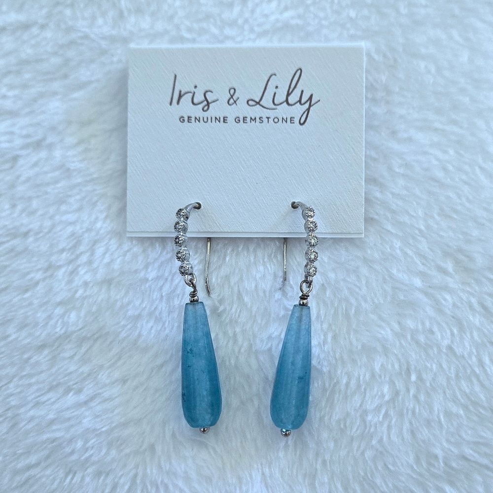 Iris & Lily Blue💙 Teardrop💧Gemstone Earrings
